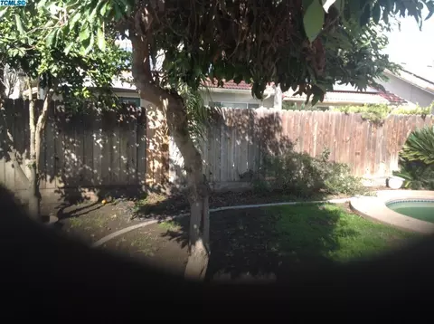 4136 E Laurel Ave, Visalia, CA 93292 photo 2