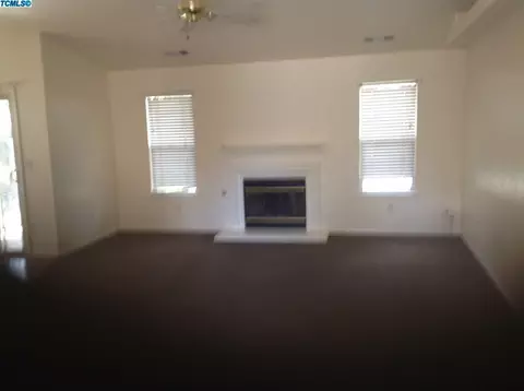4136 E Laurel Ave, Visalia, CA 93292 photo 4