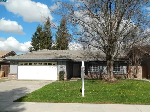 4028 E Meadow Ave, Visalia, CA 93292 photo 1