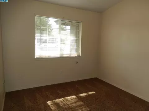 4028 E Meadow Ave, Visalia, CA 93292 photo 11