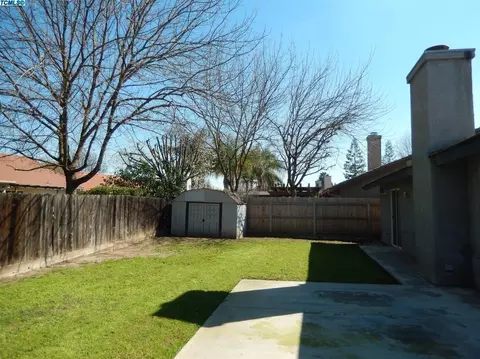 4028 E Meadow Ave, Visalia, CA 93292 photo 16