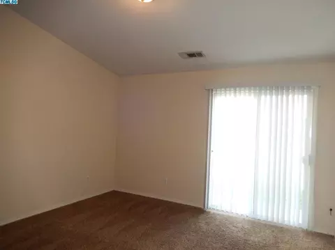4028 E Meadow Ave, Visalia, CA 93292 photo 8