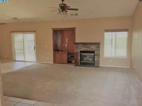 680 Sunnyview Ct, Exeter, CA 93221 photo 3