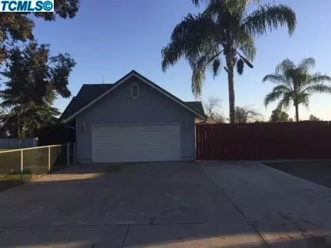 303 S Cornucopia, Exeter, CA 93221 photo 3