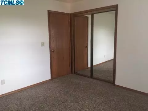 303 S Cornucopia, Exeter, CA 93221 photo 16