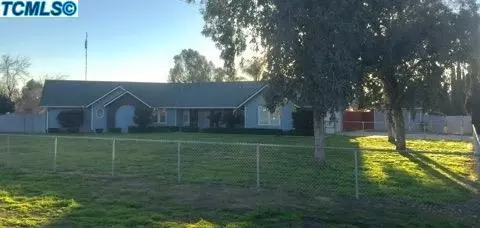 303 S Cornucopia, Exeter, CA 93221 photo 1