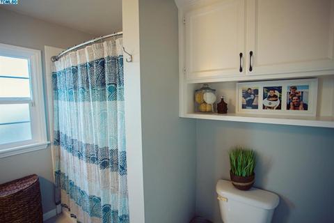 1032 W Iris Ave, Visalia, CA 93277 photo 72
