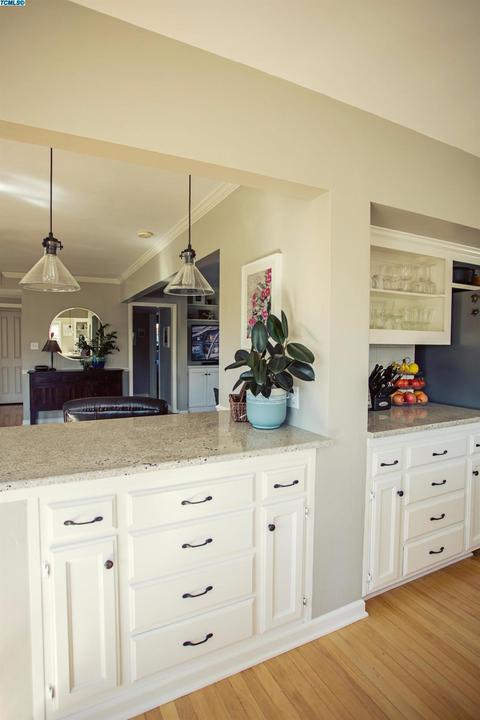 1032 W Iris Ave, Visalia, CA 93277 photo 40