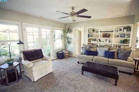 1032 W Iris Ave, Visalia, CA 93277 photo 17