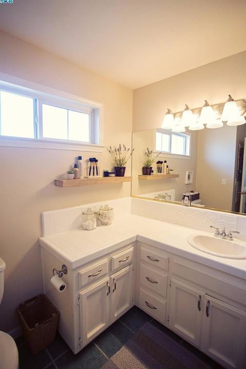 1032 W Iris Ave, Visalia, CA 93277 photo 57