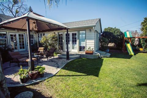 1032 W Iris Ave, Visalia, CA 93277 photo 87