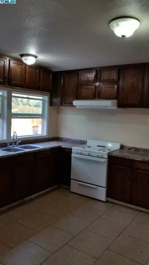 15775 Beechwood Ave, Ivanhoe, CA 93235 photo 6