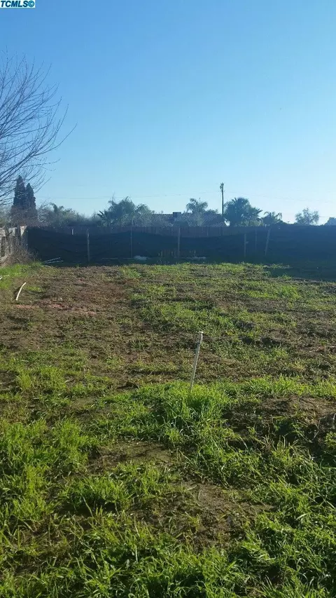 15775 Beechwood Ave, Ivanhoe, CA 93235 photo 3