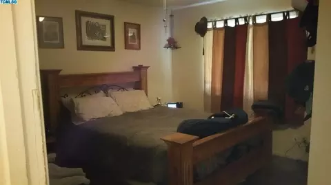 213 S 7th St, Fowler, CA 93625 photo 8
