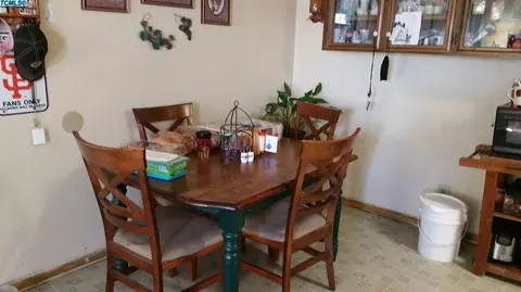 213 S 7th St, Fowler, CA 93625 photo 4