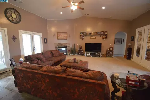 630 Joyner Ave, Exeter, CA 93221 photo 7