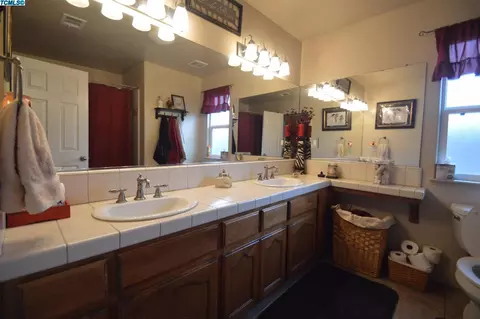 630 Joyner Ave, Exeter, CA 93221 photo 35