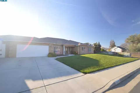 630 Joyner Ave, Exeter, CA 93221 photo 2