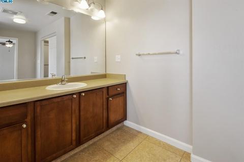2143 E Arlen Ave, Visalia, CA 93292 photo 35