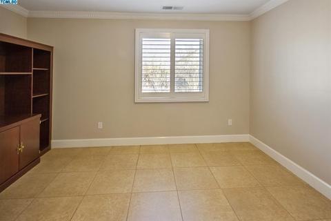 2143 E Arlen Ave, Visalia, CA 93292 photo 28