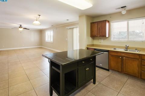 2143 E Arlen Ave, Visalia, CA 93292 photo 24