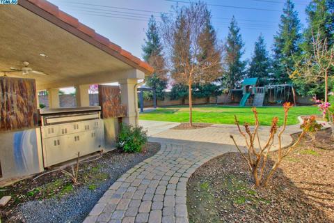 2143 E Arlen Ave, Visalia, CA 93292 photo 52