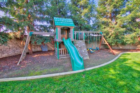 2143 E Arlen Ave, Visalia, CA 93292 photo 47