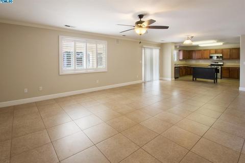 2143 E Arlen Ave, Visalia, CA 93292 photo 25