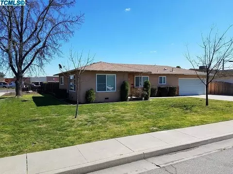 5 W Spring Ln, Lemoore, CA 93245 photo 3