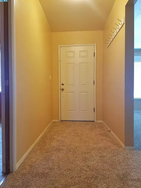 5 W Spring Ln, Lemoore, CA 93245 photo 12