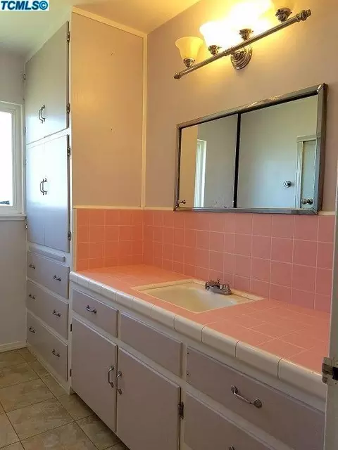 5 W Spring Ln, Lemoore, CA 93245 photo 8
