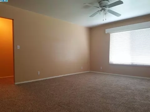 5 W Spring Ln, Lemoore, CA 93245 photo 13