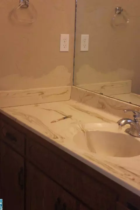 1016 E Feemster Ave, Visalia, CA 93292 photo 14