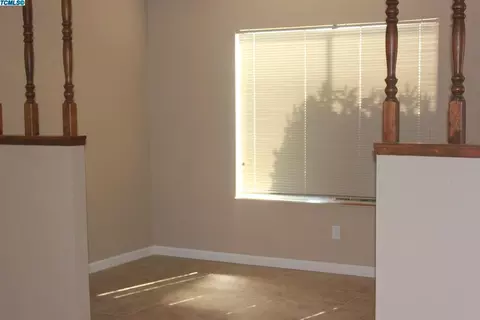 1016 E Feemster Ave, Visalia, CA 93292 photo 9