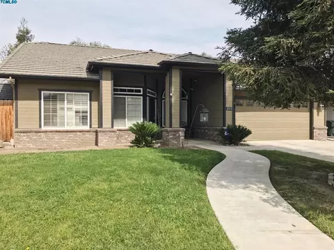 4100 E Westcott Ave, Visalia, CA 93292 photo 2