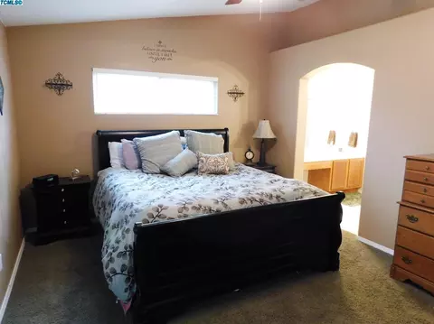 4100 E Westcott Ave, Visalia, CA 93292 photo 13