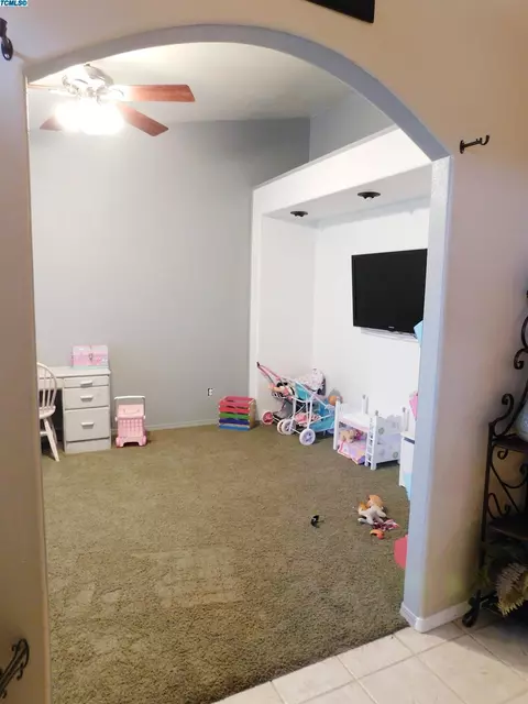 4100 E Westcott Ave, Visalia, CA 93292 photo 14