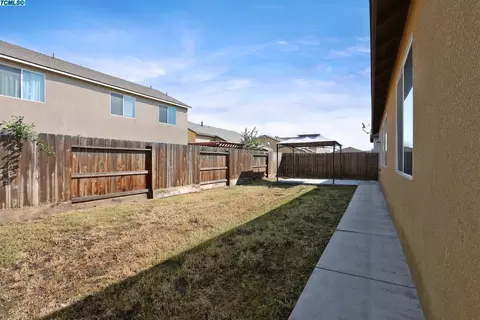 606 Siena Way, Lemoore, CA 93245 photo 16