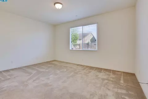 606 Siena Way, Lemoore, CA 93245 photo 7