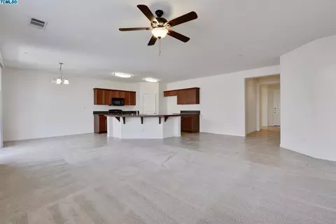 606 Siena Way, Lemoore, CA 93245 photo 3