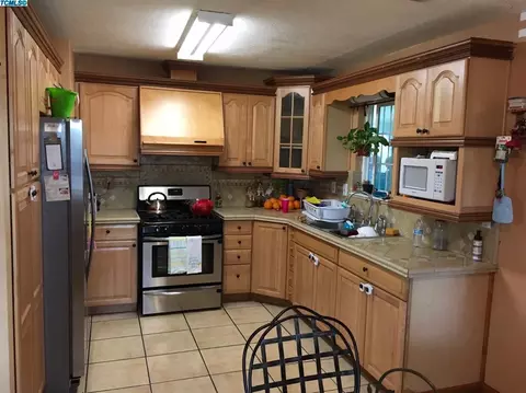 33060 Scott Rd, Ivanhoe, CA 93235 photo 2