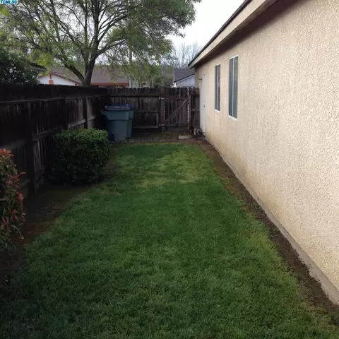 1740 E Copper Ct, Visalia, CA 93292 photo 5