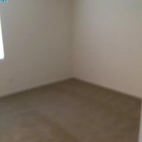 1740 E Copper Ct, Visalia, CA 93292 photo 10