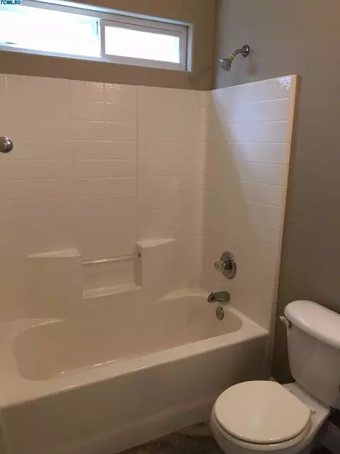 2233 E La Vida Ave, Visalia, CA 93292 photo 28
