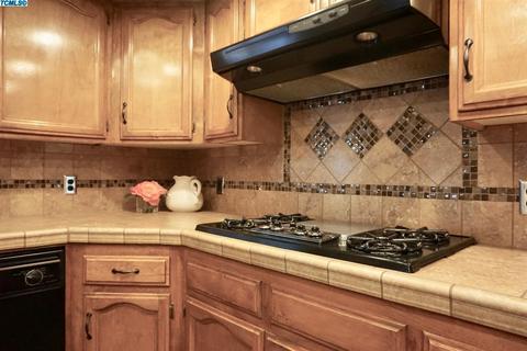 285 Jackson Ave, Tulare, CA 93274 photo 13