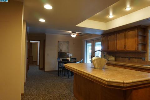285 Jackson Ave, Tulare, CA 93274 photo 14