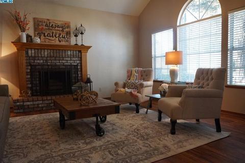 285 Jackson Ave, Tulare, CA 93274 photo 8