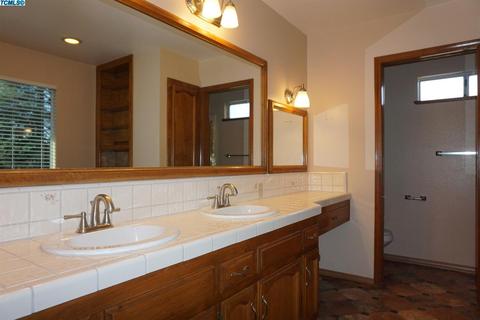 285 Jackson Ave, Tulare, CA 93274 photo 26