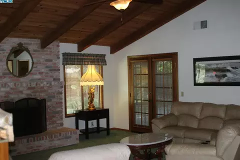 3112 E Birch Ave, Visalia, CA 93292 photo 9