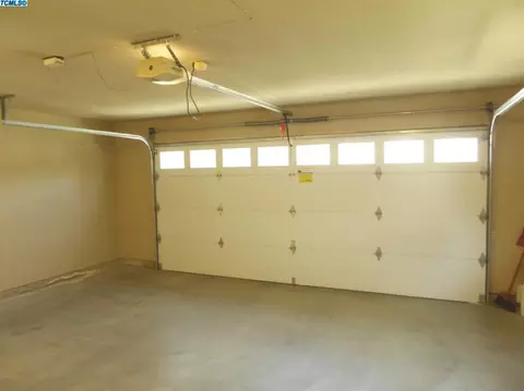 1937 E Paradise Ave, Visalia, CA 93292 photo 39